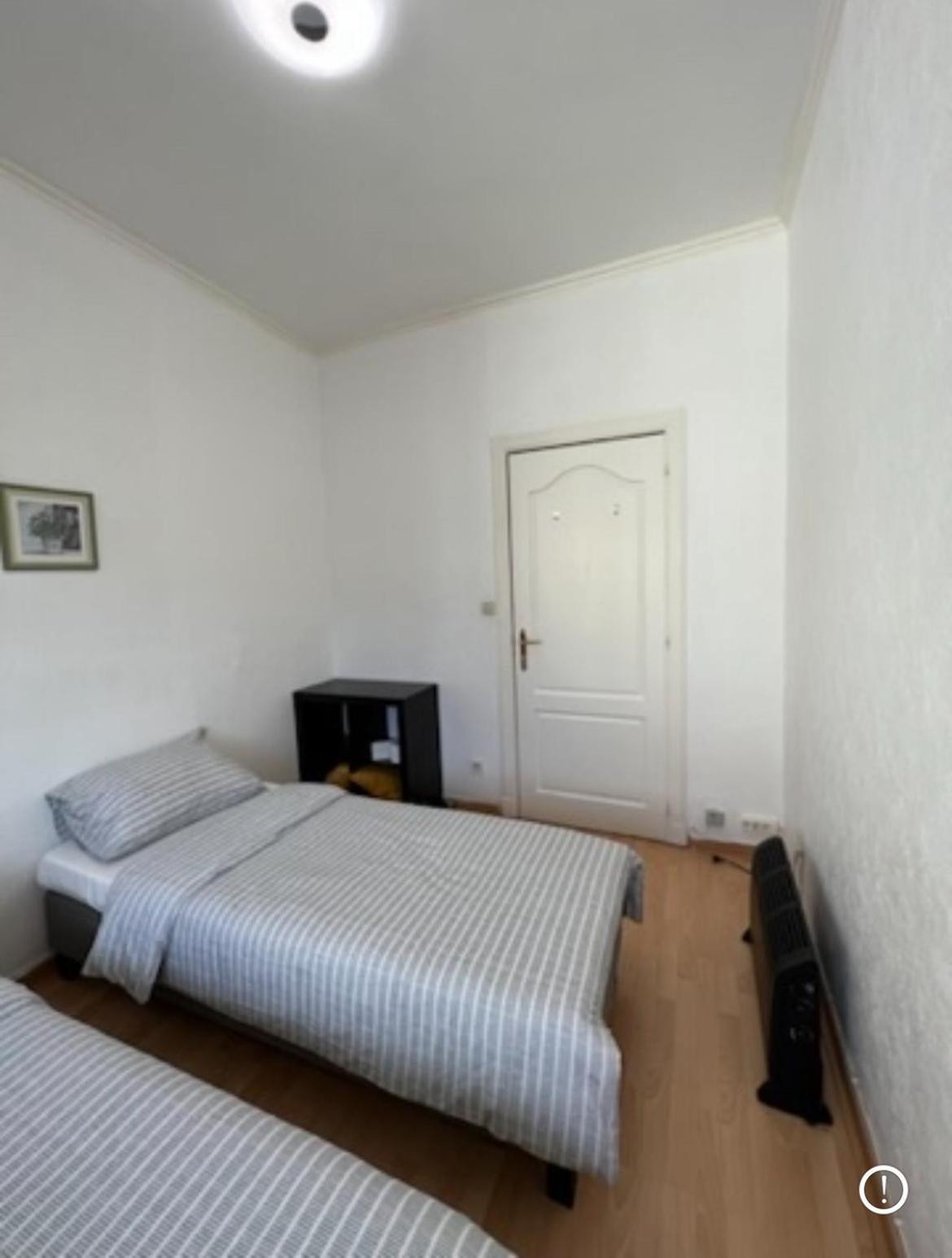 Etterbeek Youth Hostel ブリュッセル エクステリア 写真