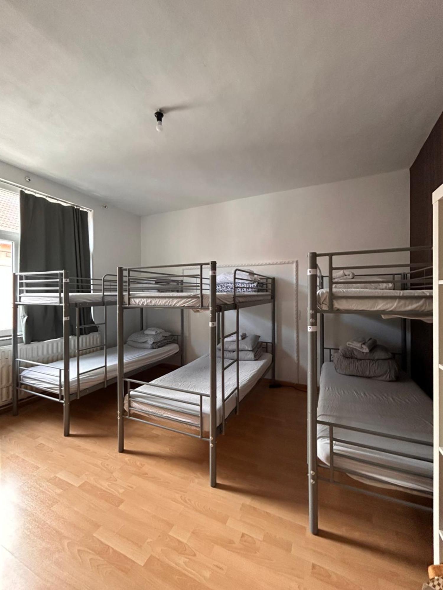 Etterbeek Youth Hostel ブリュッセル エクステリア 写真